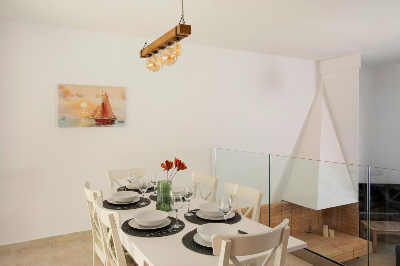 Serenity Villa Corinth ภายนอก รูปภาพ